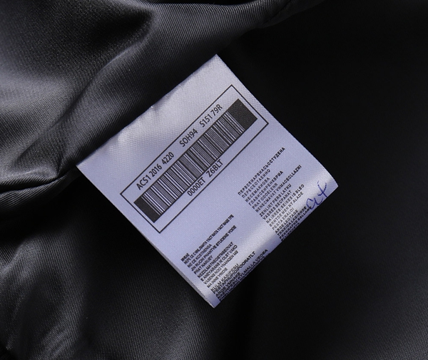 ブランドジャケット全体デザイン